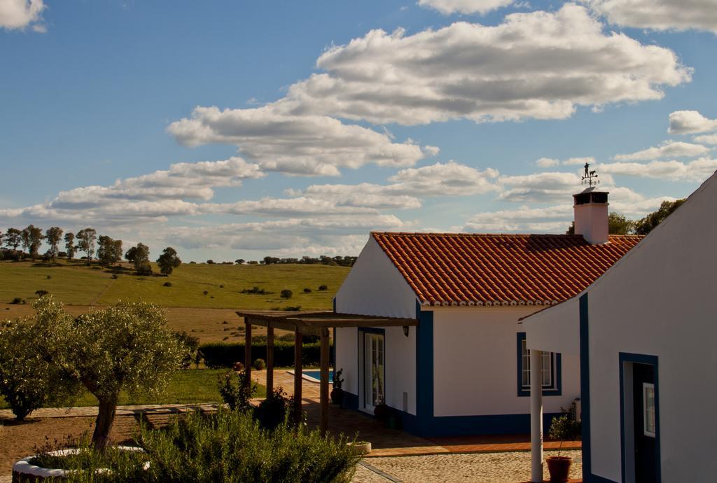 O Monte Do Alhinho - Turismo Rural Monte Costa Экстерьер фото